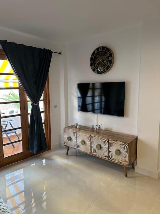 Ferienwohnung Modern,Strandnaehe, Club Olympus, Garten City Tenerife Playa Feñabe Екстериор снимка